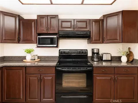 Kitchen - 4244 Esperanza, Oceanside, CA 92056 photo 2 of 3
