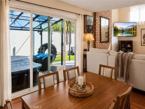Dining - 4244 Esperanza, Oceanside, CA 92056 photo 3 of 3