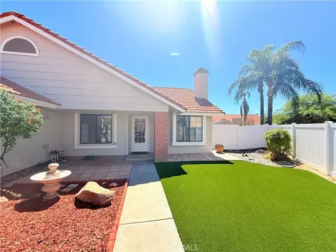 29675 Calle Edmundo, Menifee, CA 92586