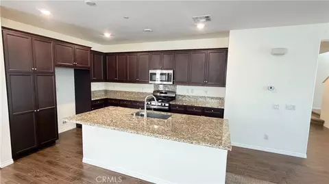 Entry Way - 3237 E Mount Rainier Dr, Ontario, CA 91762 photo 2 of 10