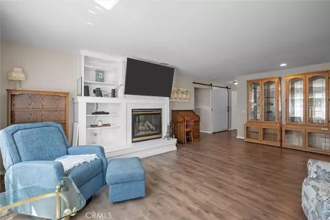 Living - 1065 Mountain Vw, Hemet, CA 92545 photo 3 of 3