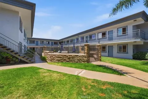 Exterior - 1450 Iris Ave #4, Imperial Beach, CA 91932 photo 2 of 2
