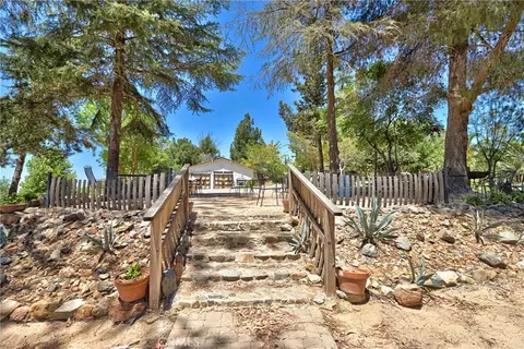 Exterior - 35010 Santa Rita Rd, Temecula, CA 92592 photo 6 of 9