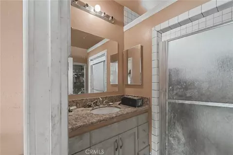 Bath - 59340 Roger Ln, Anza, CA 92539 photo 2 of 2