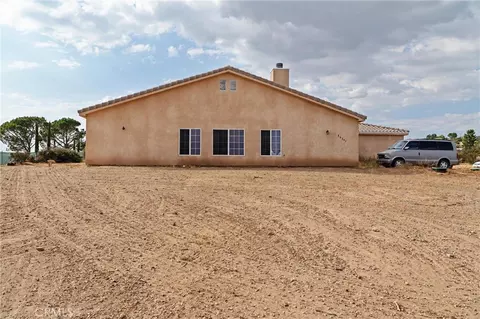 Exterior - 59340 Roger Ln, Anza, CA 92539 photo 13 of 16