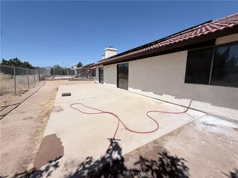 Exterior - 15477 Via Bahia, Hesperia, CA 92345 photo 4 of 4