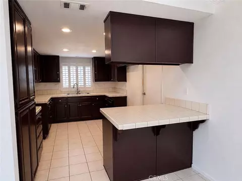Kitchen - 15477 Via Bahia, Hesperia, CA 92345 photo 1 of 1
