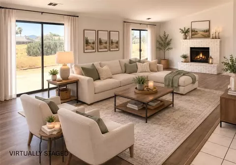 Living - 15477 Via Bahia, Hesperia, CA 92345 photo 2 of 5