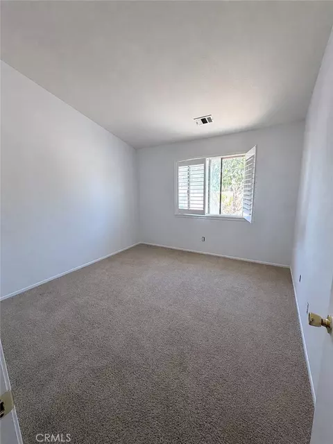 Bedroom - 15477 Via Bahia, Hesperia, CA 92345 photo 3 of 5