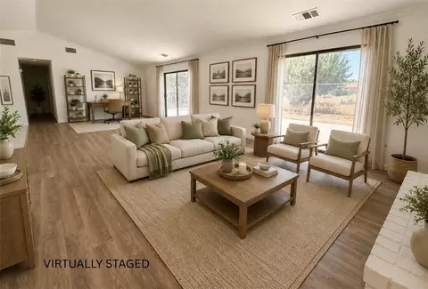 Living - 15477 Via Bahia, Hesperia, CA 92345 photo 4 of 5