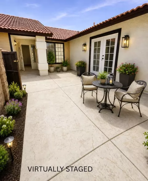 Exterior - 15477 Via Bahia, Hesperia, CA 92345 photo 3 of 4