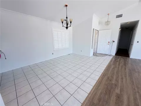 Living - 15477 Via Bahia, Hesperia, CA 92345 photo 5 of 5
