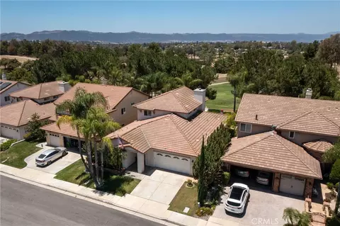 View/Area - 31468 Pennant Ct, Temecula, CA 92591 photo 2 of 8