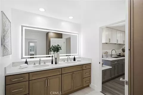 Bath - 1094 Hillcrest View Ln, Fallbrook, CA 92028 photo 11 of 12