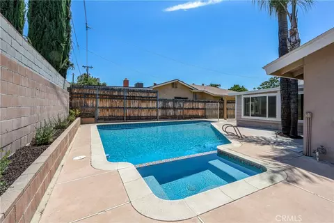 Exterior - 372 Village, Hemet, CA 92544 photo 5 of 6