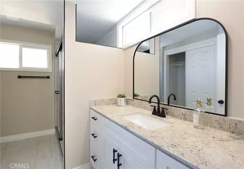 Bath - 372 Village, Hemet, CA 92544 photo 1 of 3