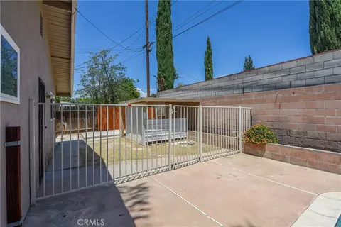Exterior - 372 Village, Hemet, CA 92544 photo 6 of 6