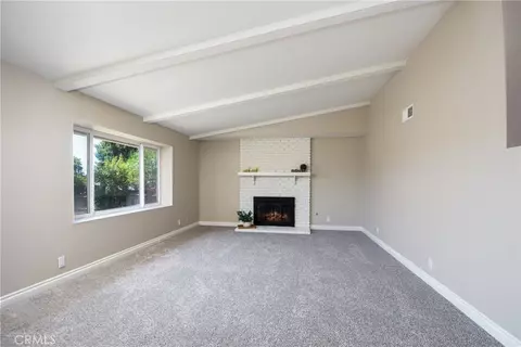 Living - 372 Village, Hemet, CA 92544 photo 2 of 7