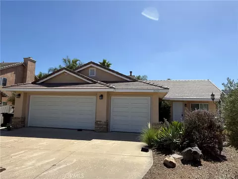 15153 Etienne, Lake Elsinore, CA 92530