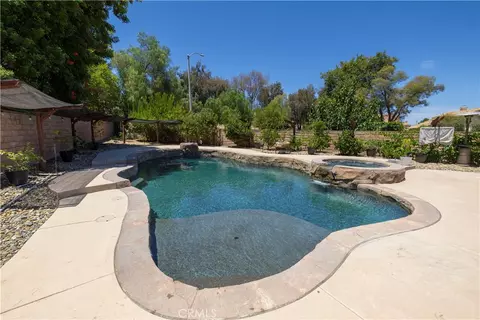Exterior - 40299 Atmore Ct, Temecula, CA 92591 photo 16 of 22