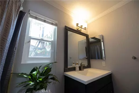 Bath - 40299 Atmore Ct, Temecula, CA 92591 photo 5 of 6