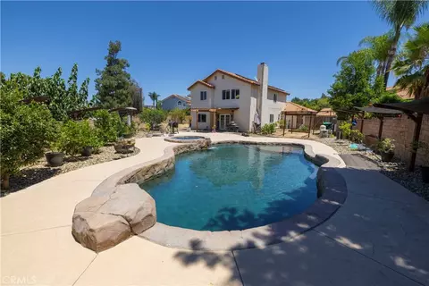 Exterior - 40299 Atmore Ct, Temecula, CA 92591 photo 18 of 22