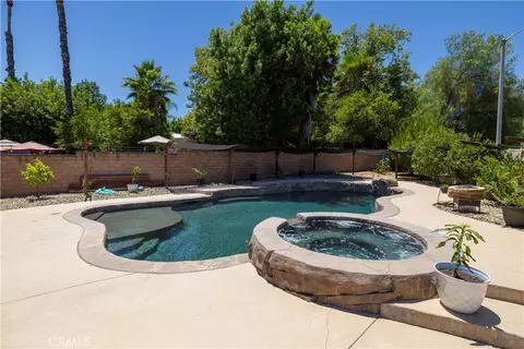 Exterior - 40299 Atmore Ct, Temecula, CA 92591 photo 14 of 22
