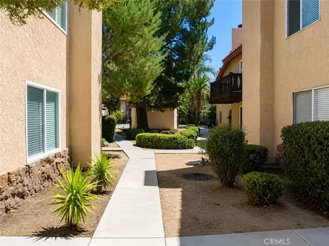 157 Tiger Ln, San Jacinto, CA 92583