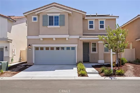 1679 Gooseberry Ln, San Jacinto, CA 92583