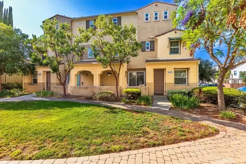 Exterior - 44972 Bellflower, Temecula, CA 92592 photo 2 of 11