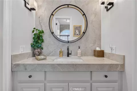 Bath - 29930 Via Norte, Temecula, CA 92591 photo 7 of 10