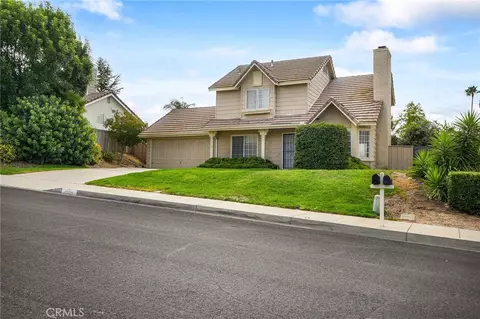 Exterior - 42126 Roanoake St, Temecula, CA 92591 photo 2 of 7