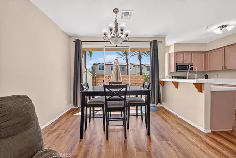 Dining - 39211 Turtle Bay #E, Murrieta, CA 92563 photo 1 of 2