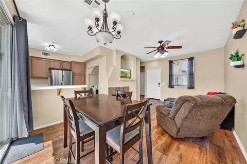 Dining - 39211 Turtle Bay #E, Murrieta, CA 92563 photo 2 of 2