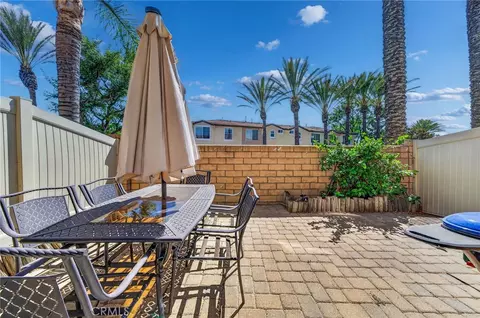 Exterior - 39211 Turtle Bay #E, Murrieta, CA 92563 photo 2 of 4