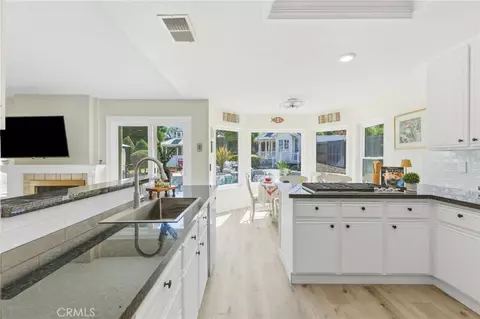 Kitchen - 45768 Creekside, Temecula, CA 92592 photo 1 of 7