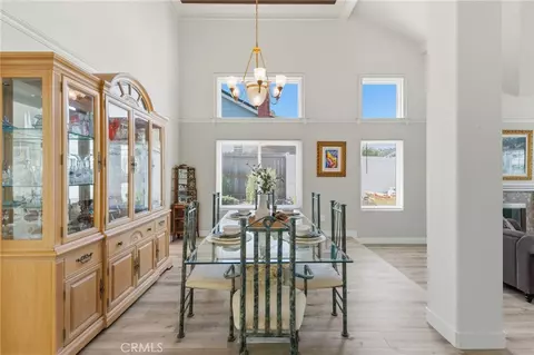 Dining - 45768 Creekside, Temecula, CA 92592 photo 3 of 4