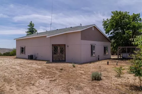 Exterior - 39875 Bautista Rd, Anza, CA 92539 photo 3 of 20
