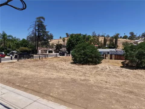 1 Machado St, Lake Elsinore, CA 92530