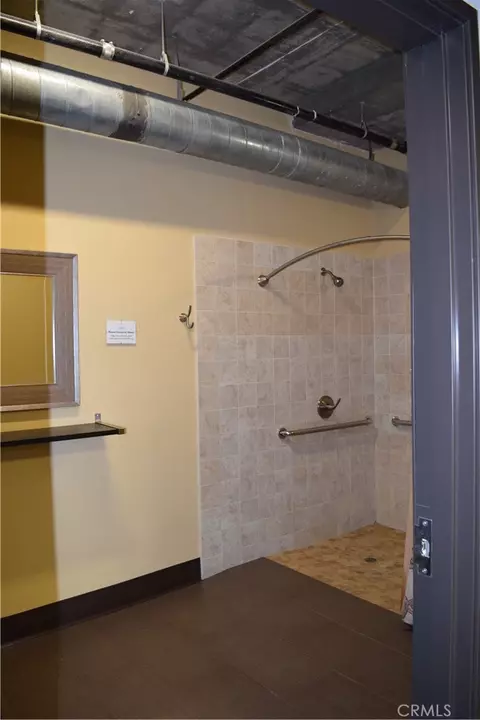 Bath - 301 Mission Ave #409, Oceanside, CA 92054 photo 6 of 6