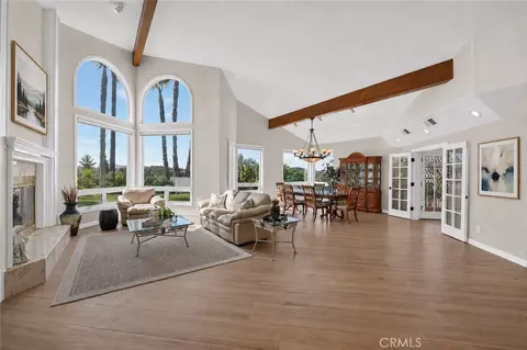 Living - 17943 Highlands Rnch, Poway, CA 92064 photo 1 of 2