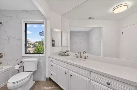 Bath - 17943 Highlands Rnch, Poway, CA 92064 photo 5 of 5