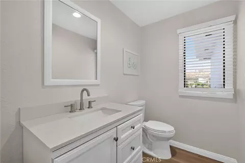 Bath - 17943 Highlands Rnch, Poway, CA 92064 photo 3 of 5