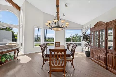Dining - 17943 Highlands Rnch, Poway, CA 92064 photo 1 of 3