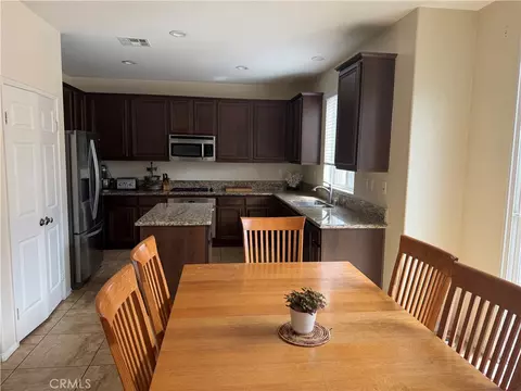 Kitchen - 44906 Checkerbloom Dr, Temecula, CA 92592 photo 1 of 2