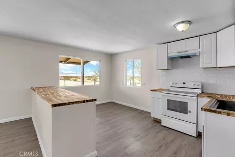 3852 Midway Rd, Twentynine Palms, CA 92277