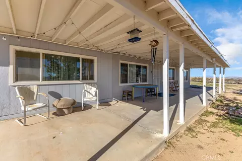 Exterior - 1998 Cambria Ave, Landers, CA 92285 photo 3 of 6