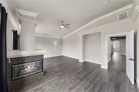 Living - 33352 Barrington, Temecula, CA 92592 photo 6 of 6