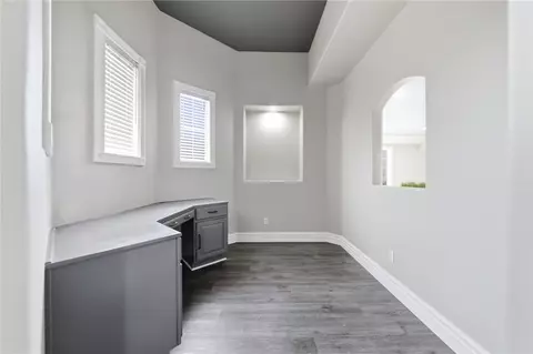 Entry Way - 33352 Barrington, Temecula, CA 92592 photo 7 of 7