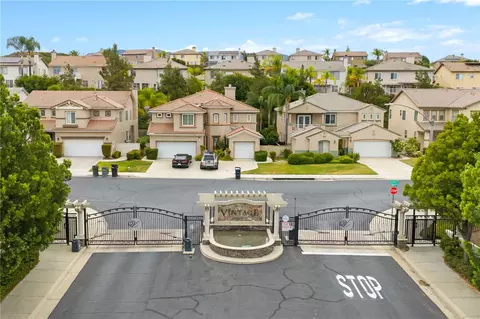 View/Area - 33352 Barrington, Temecula, CA 92592 photo 4 of 4